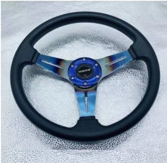 MOMO MOD.08 racing steering wheel